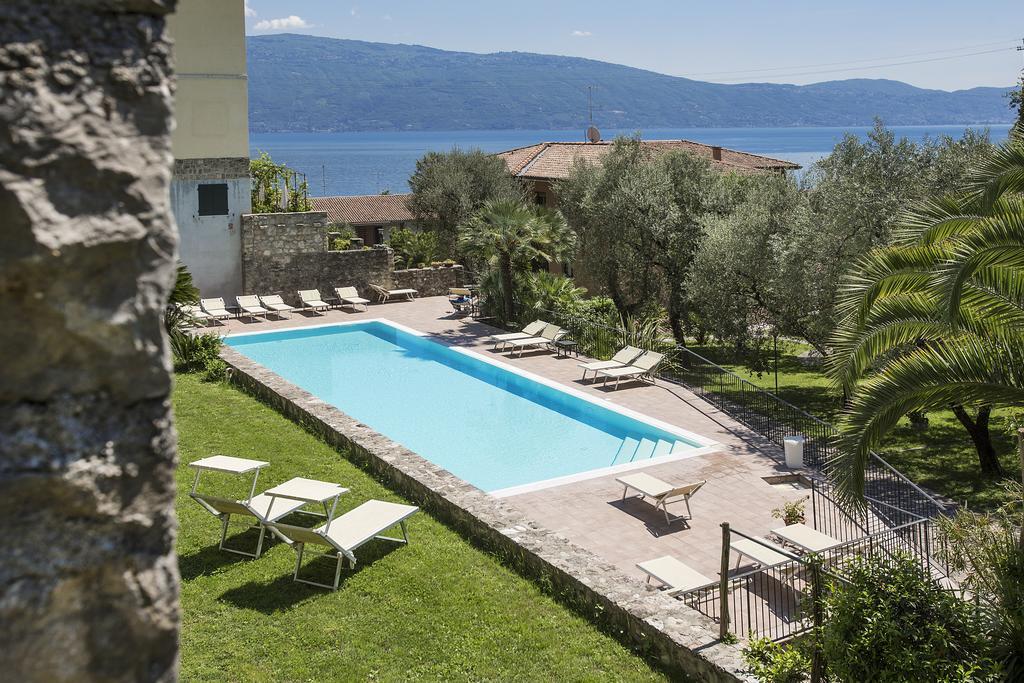 Hotel Livia Gargnano Esterno foto